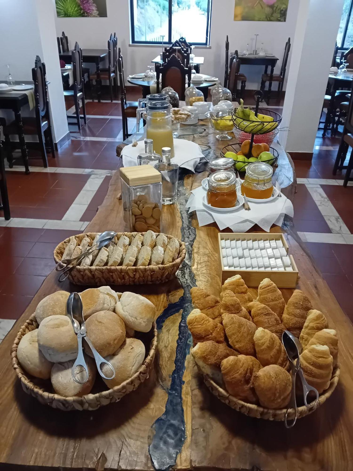 Lavanda Hotel Mira Serra เซลอริโก ดา เบรา ภายนอก รูปภาพ